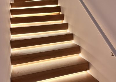 LED - Lesene stopnice Peternelj & Kržišnik